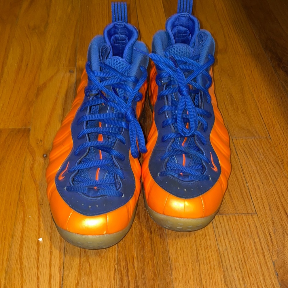 Nike “Knicks” Foamposite One Size 10